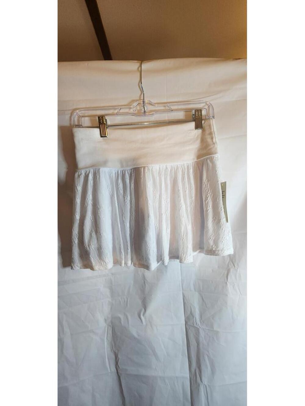 White Mini Skort with Textured Fabric